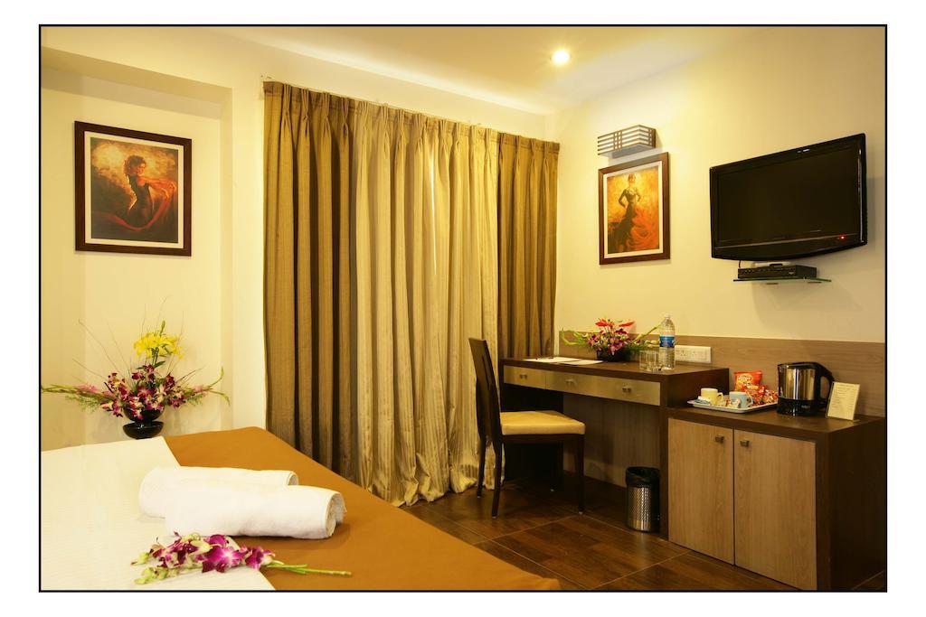Hotel Utsav Deluxe Pune Camera foto